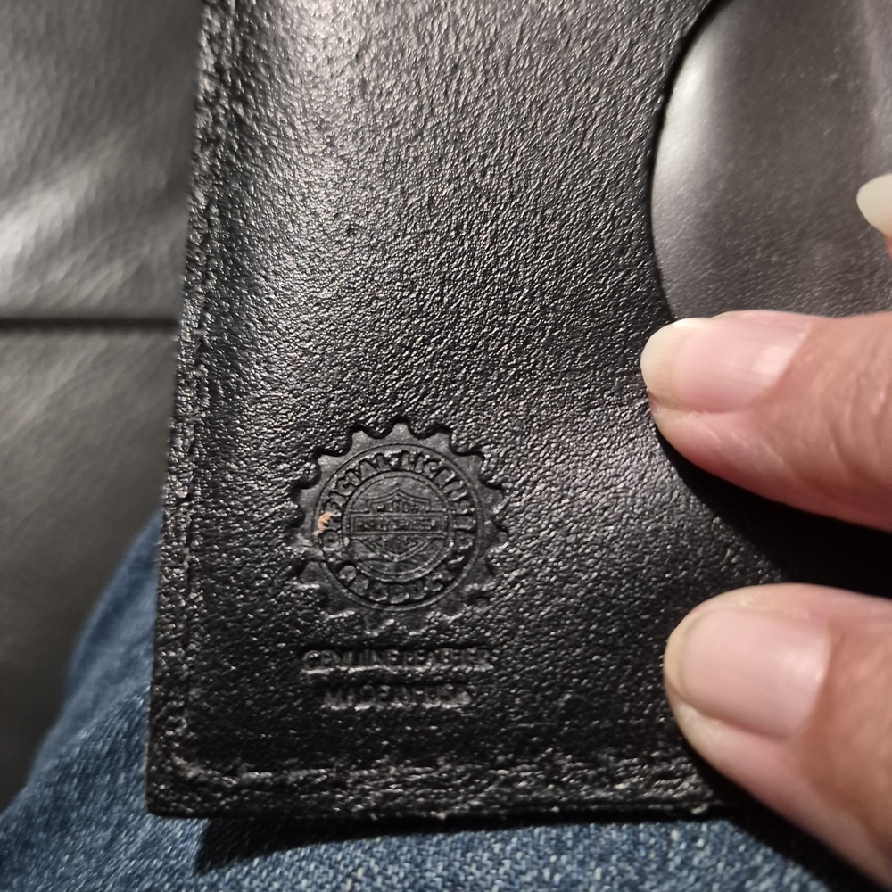 Harley-Davidson Black and Orange Flame Money Clip - Picture 5 of 8